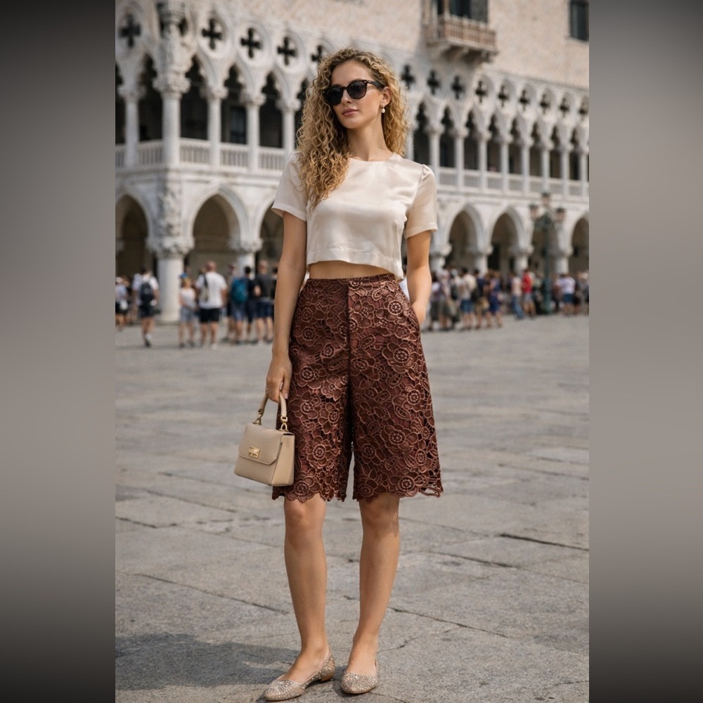 🎉SUPER RARE🎉 Anthropologie NWT Floral Faux Leather Shorts size 0.